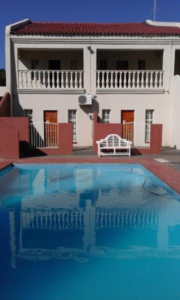 Flamboyant Guest Lodge Йоханесбург Екстериор снимка
